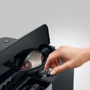 מכונת קפה Jura C8 – עיצוב קומפקטי, ביצועים גדולים